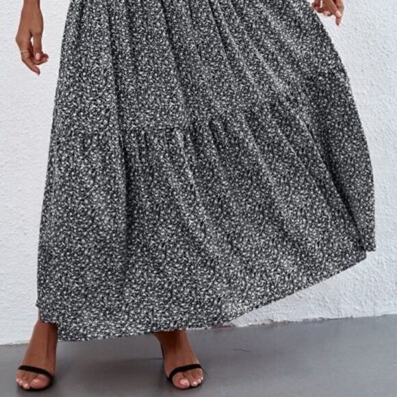 NEW Super Cute Boho Ditsy Black and White Print Maxi Layered Dress Shirred Waist - Picture 5 of 5